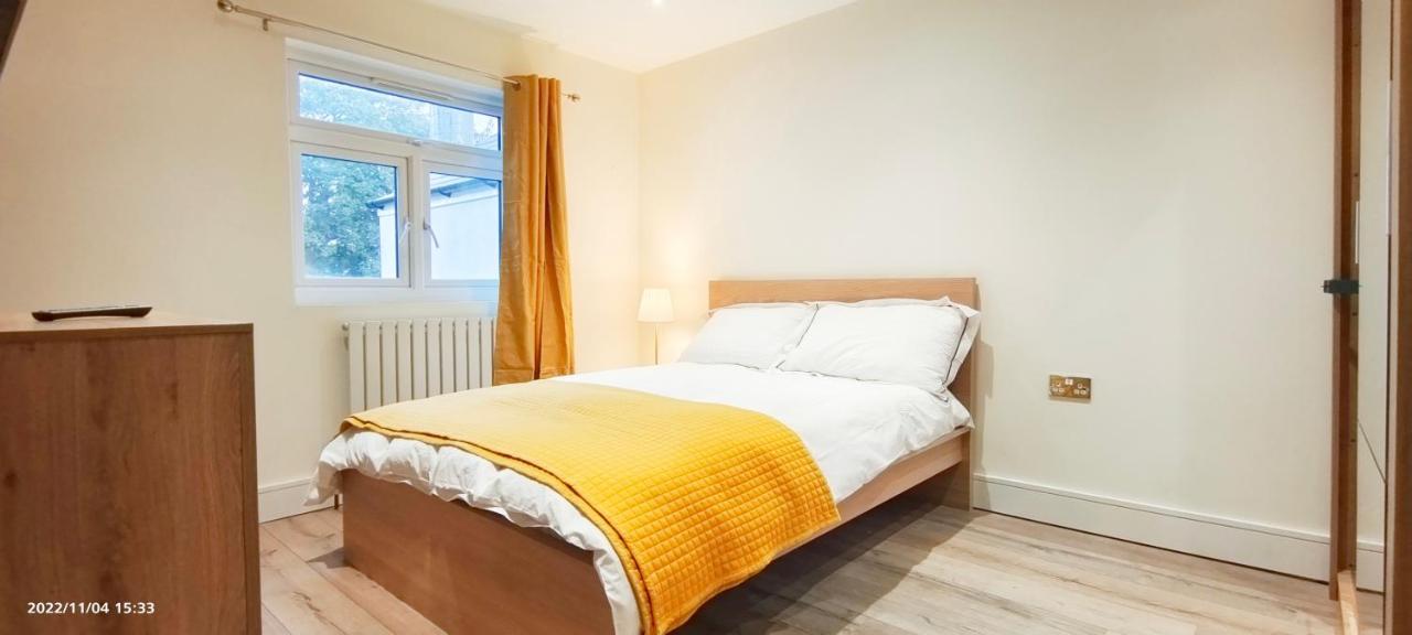 First Floor Flat 1 Northwood Lejlighed London Eksteriør billede